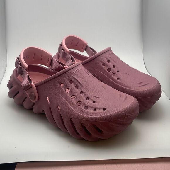 CROCS ECHO CLOG SIZE 7 WOMEN  PINK - Picture 1 of 8